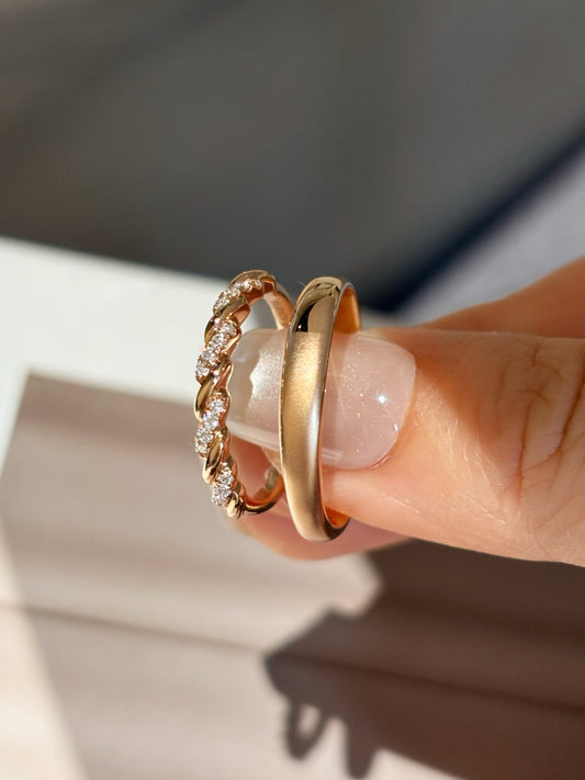 18K Rose Gold Lab Grown Diamond Couple Wedding Rings (0.121ct D Color) – Twisted Design
