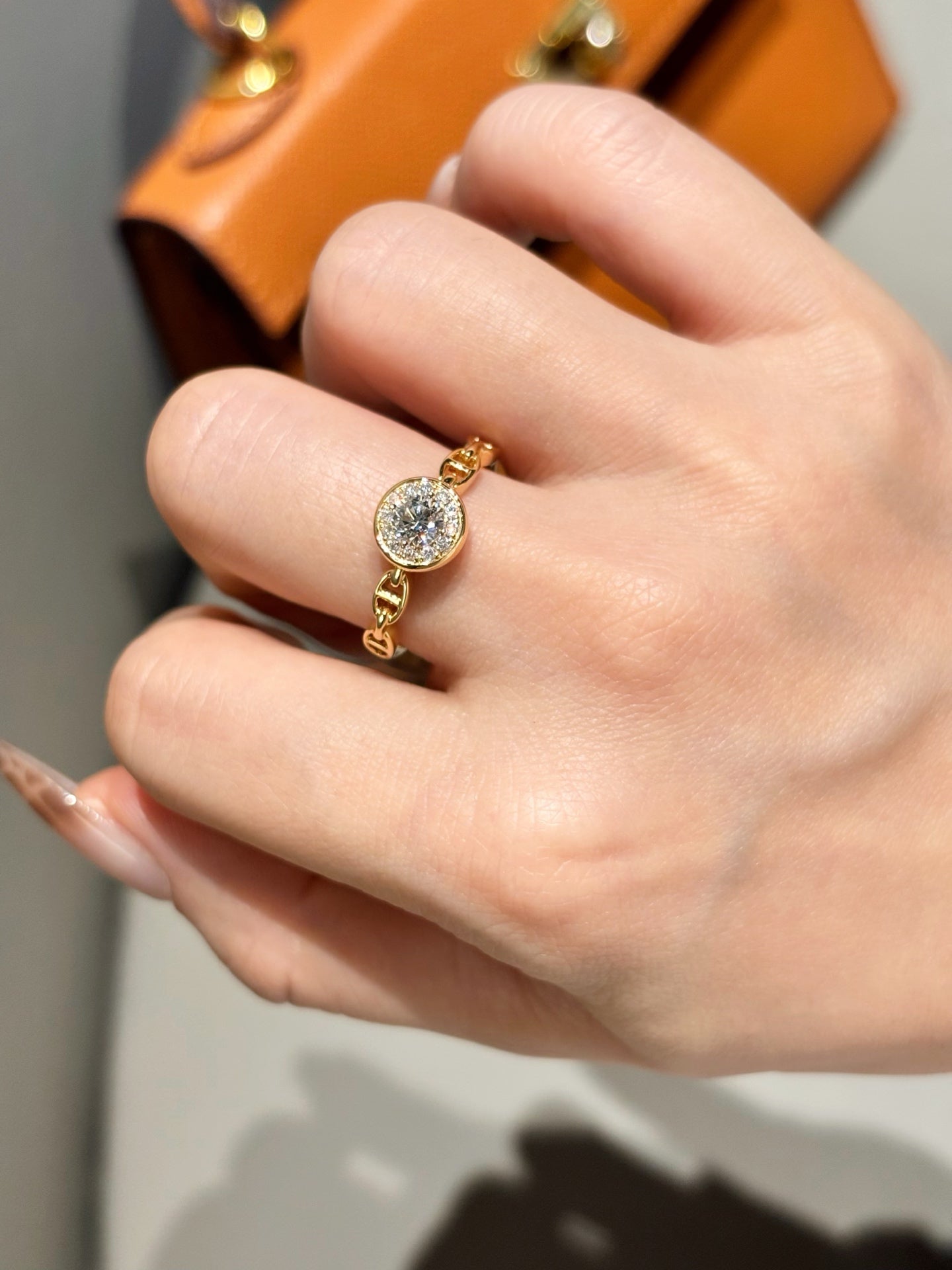 18K Yellow Gold 0.327ct Total D Color Round Brilliant Cut Lab Grown Diamond Halo Chain Link Ring - "Chic Link" Collection